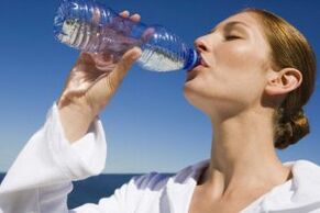 minum air pada diet yang malas